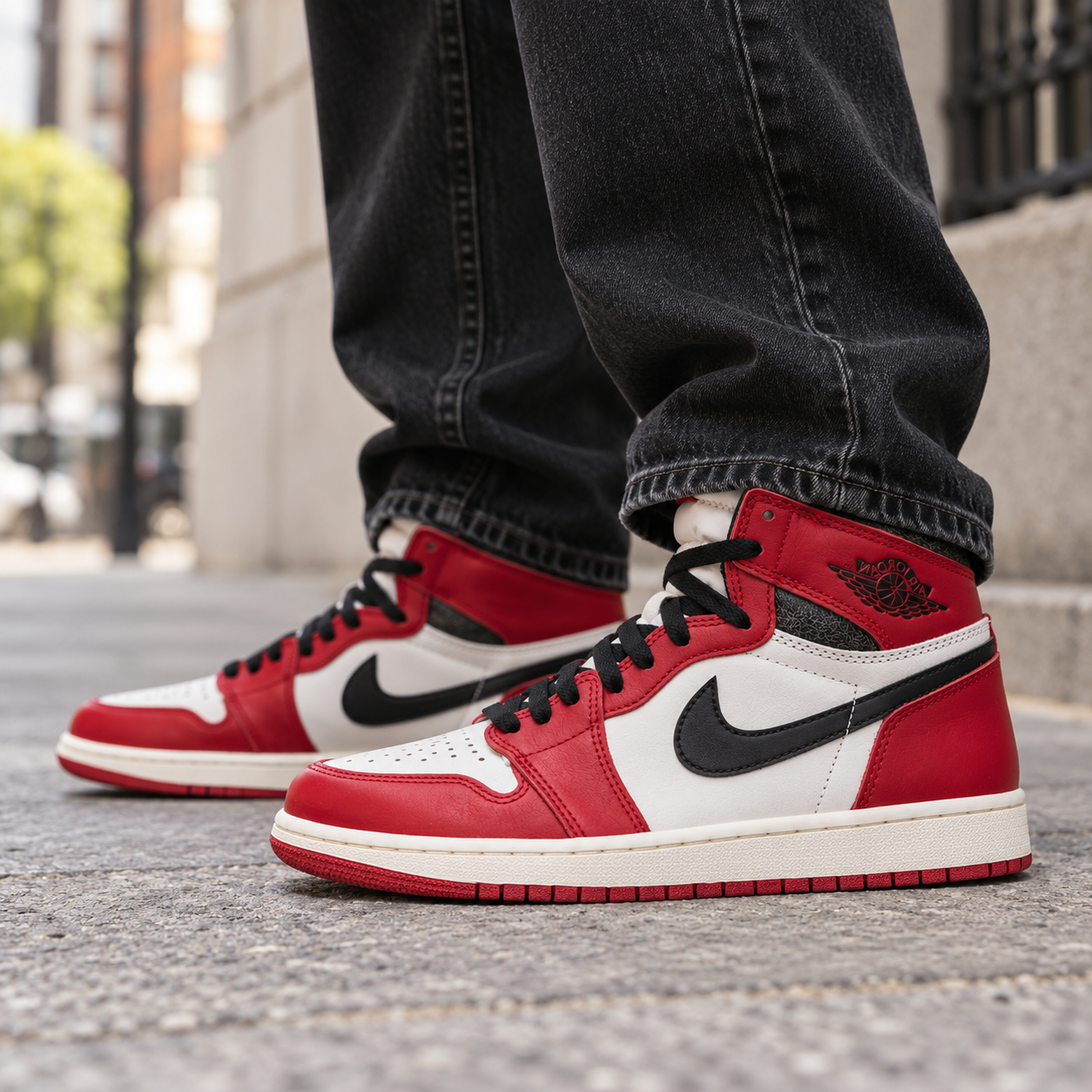 Air Jordan 1 High OG Chicago Lost and Found