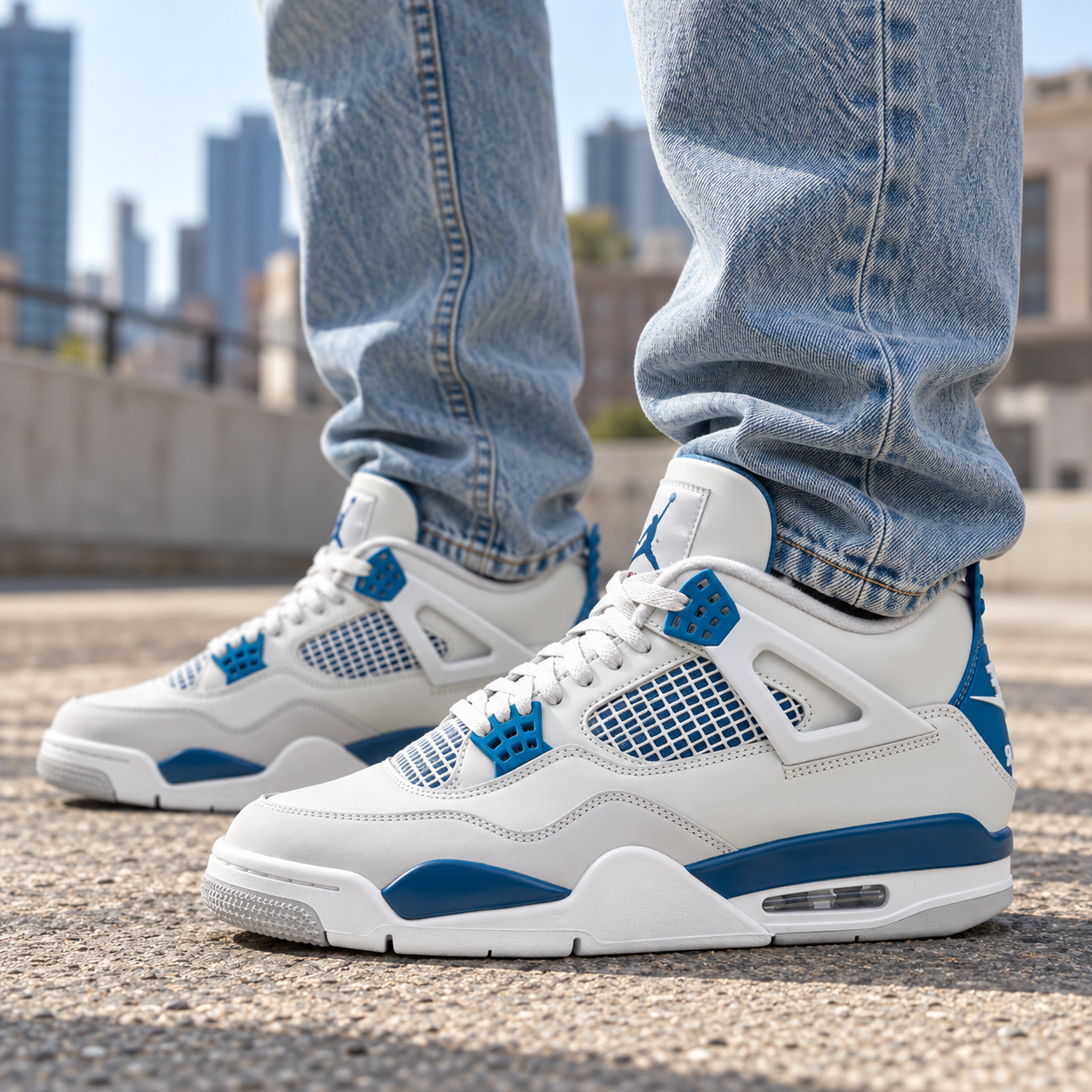 Air Jordan 4 Military Blue