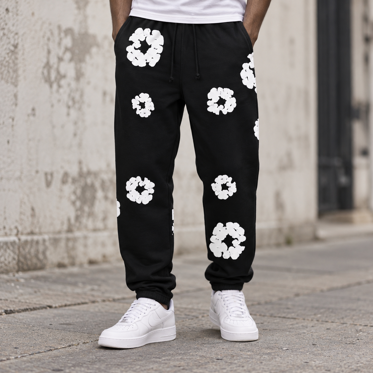 Denim Tears The Cotton Wreath Sweatpants Black