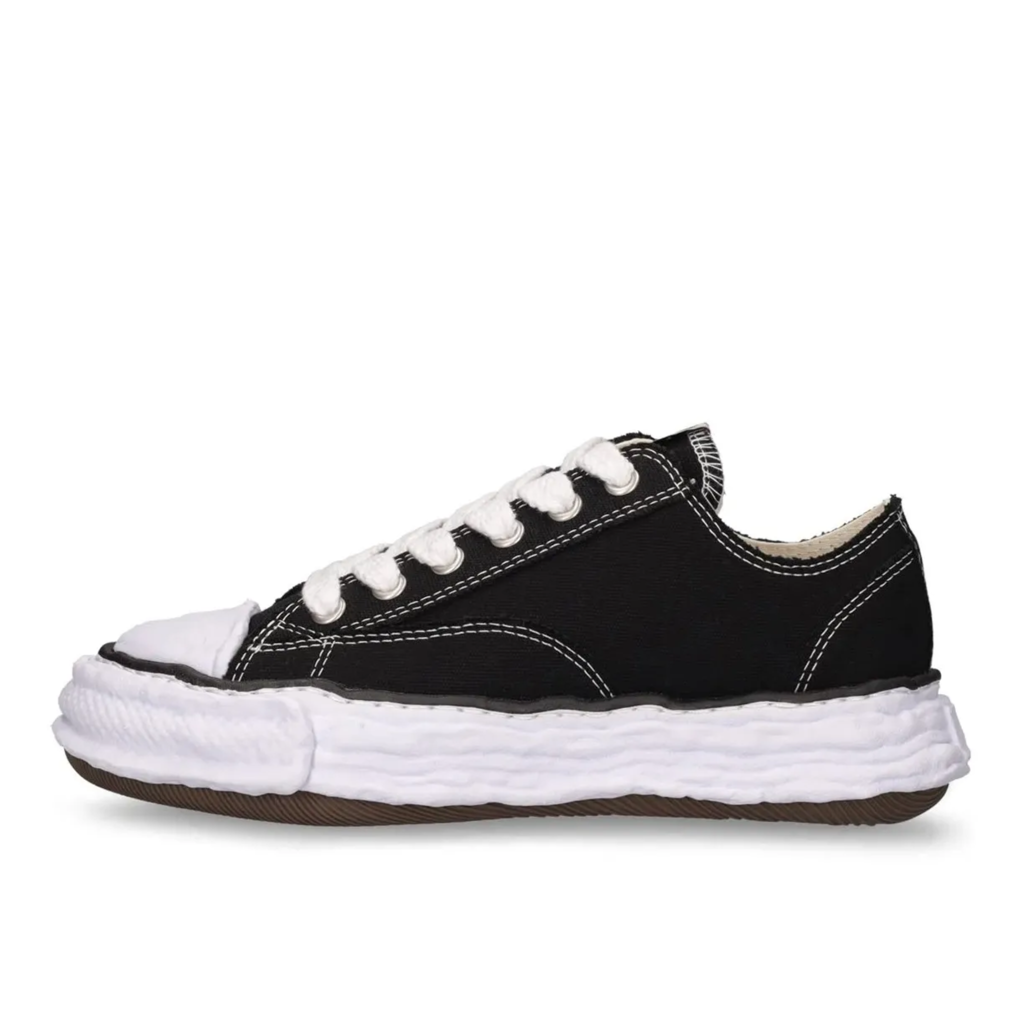 Maison Mihara  Yasuhiro Peterson Low 23 OG Sole Canvas Sneakers A11FW702-BLK